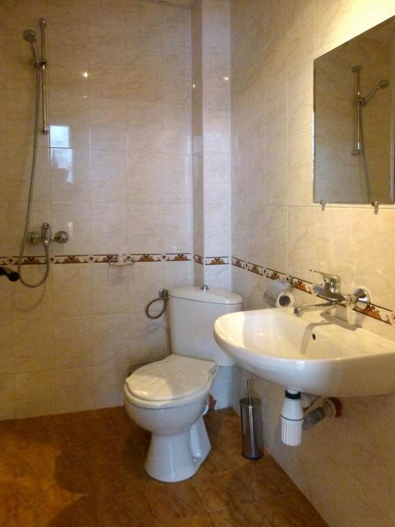 Family Hotel St. Constantine And Helena Ivaylovgrad ภายนอก รูปภาพ